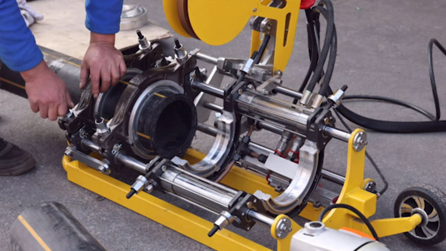 Hydraulic butt fusion machine